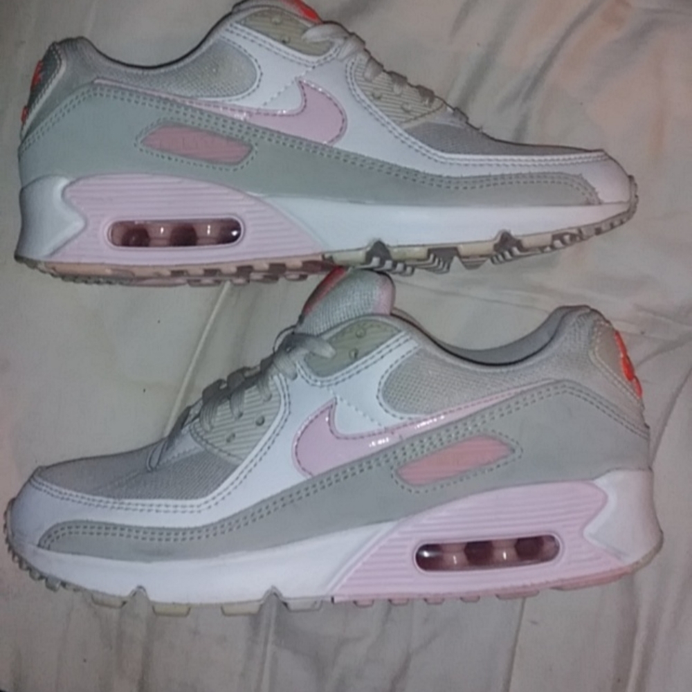 Pink and white Women's Nike Air Max